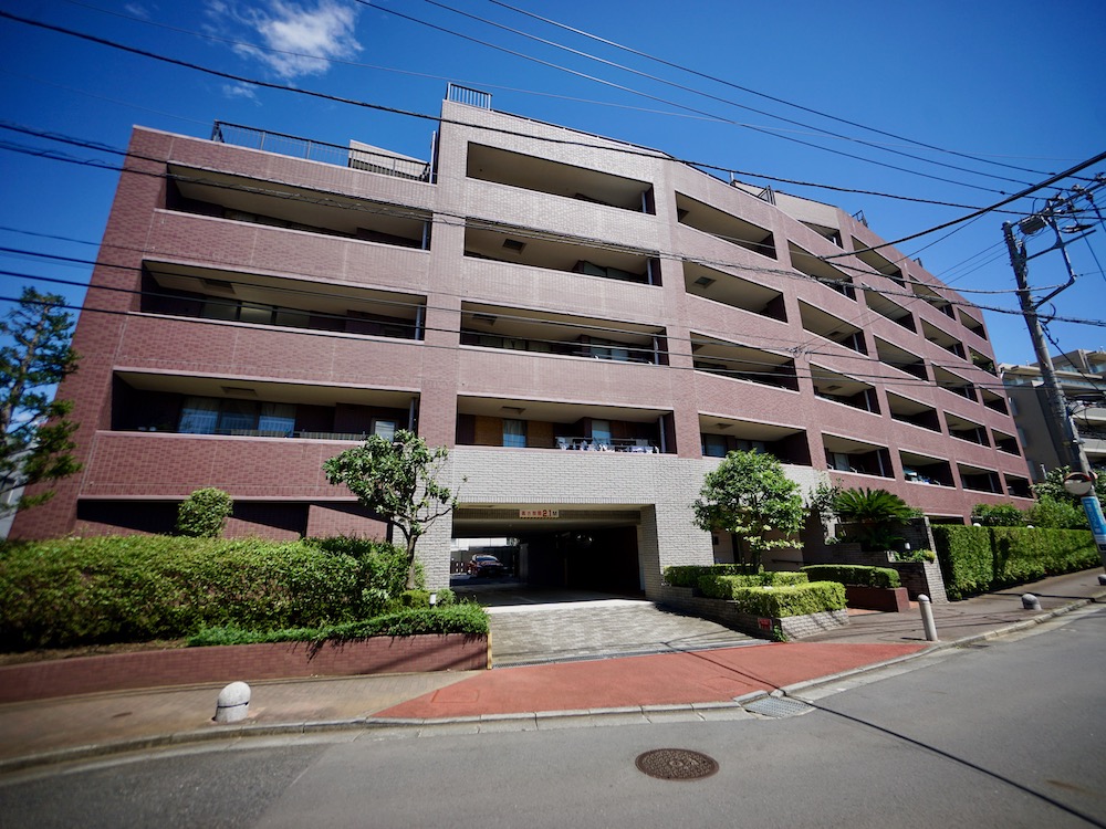 市が尾を見渡す、駅4分の部屋