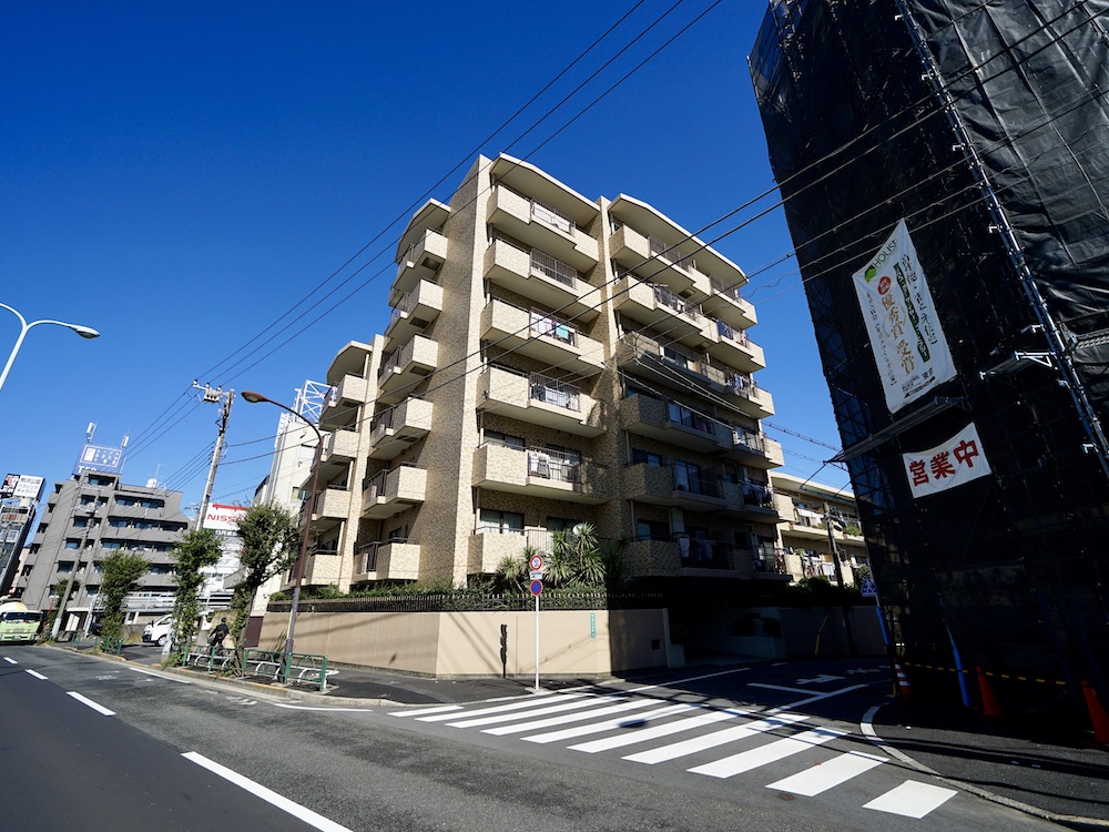 広い庭がある、世田谷の無垢の家